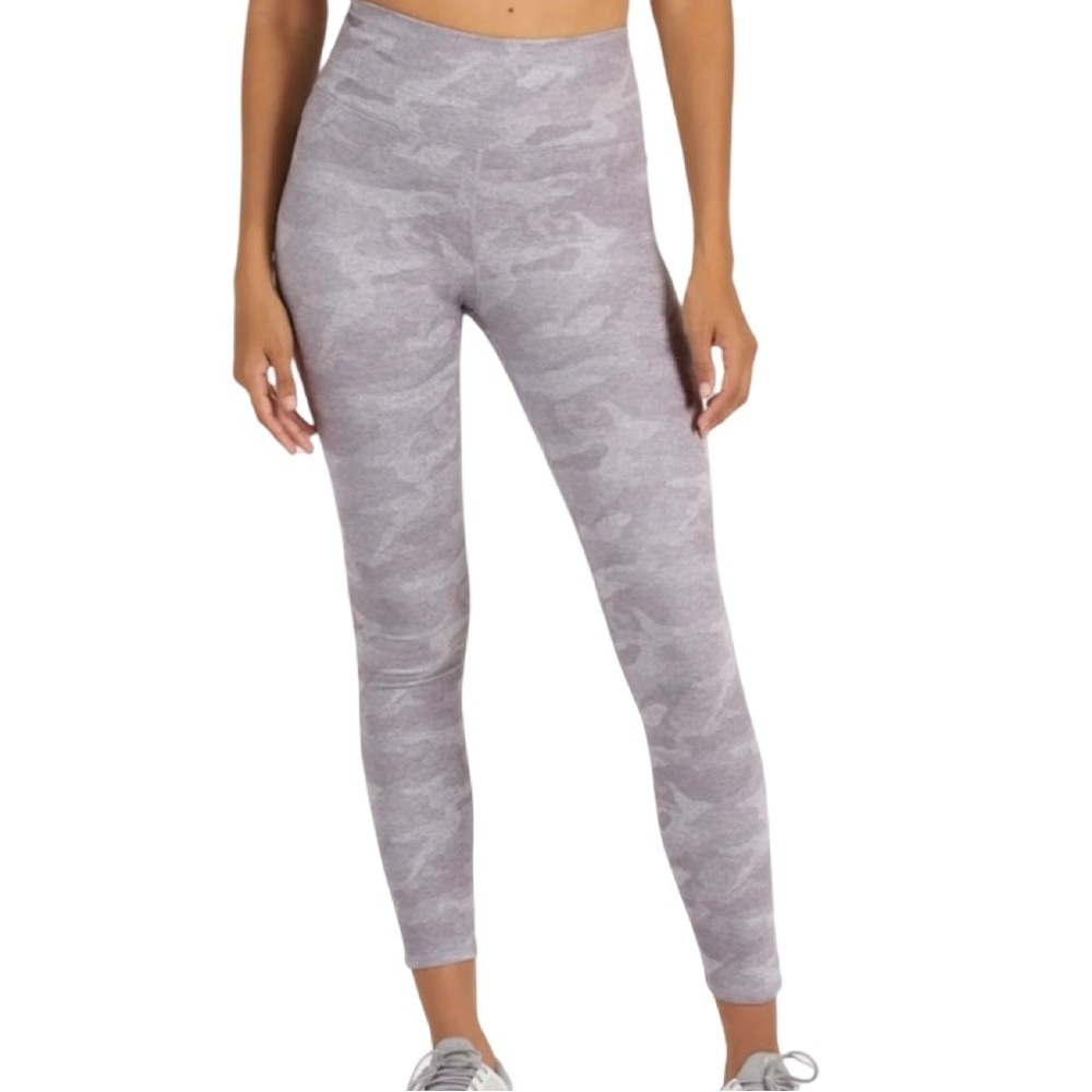 Vuori Women's Clean Elevation Legging Pale Heather Camo Size M NWT - Picture 7 of 10